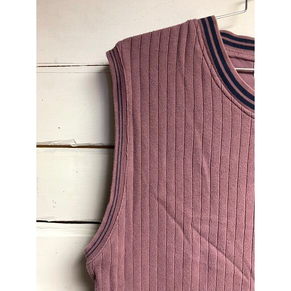 The Original Arizona Jean Company sweater vest. - Picture 4 of 5